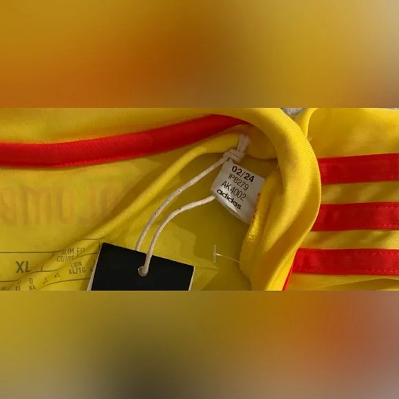 Adidas Authentic Colombia National Team 2024 IP8279 Home Jersey Men’s Sz: XL - Picture 5 of 6